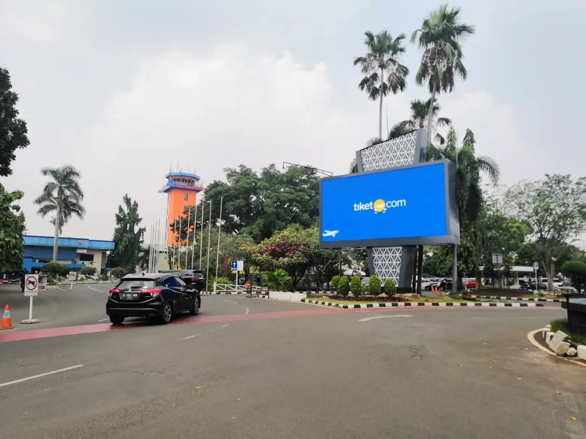 Main Gate Bandara Halim Perdana Kusuma